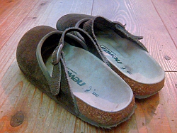 BIRKENSTOCK アイセルのメンテ
