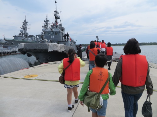 大湊マリンフェスタ2016でヘリと軍艦を見てきた 大湊マリンフェスタ2016でヘリと軍艦を見てきた