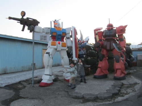 ガンダムの床屋で髪切ってきた