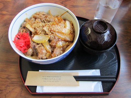 見せてもらおうか!十和田のバラ焼きとやらを!