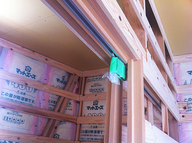 扉 スライド 吊る