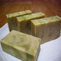 オリーブ石けん（マダム J　）