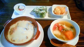 ”Cafe 茉莉花”