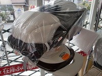チャイルドシートやお洋服続々入荷中!!