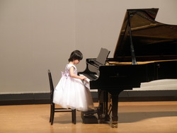 ♪娘のピアノ♪