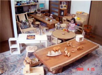 子供のおもちゃと家具展