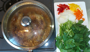 食医食・地鶏焼きとパプリカ野菜