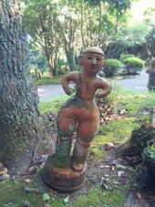 袴の女