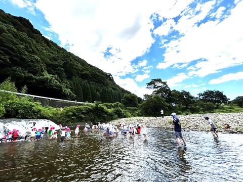 祝子川へ